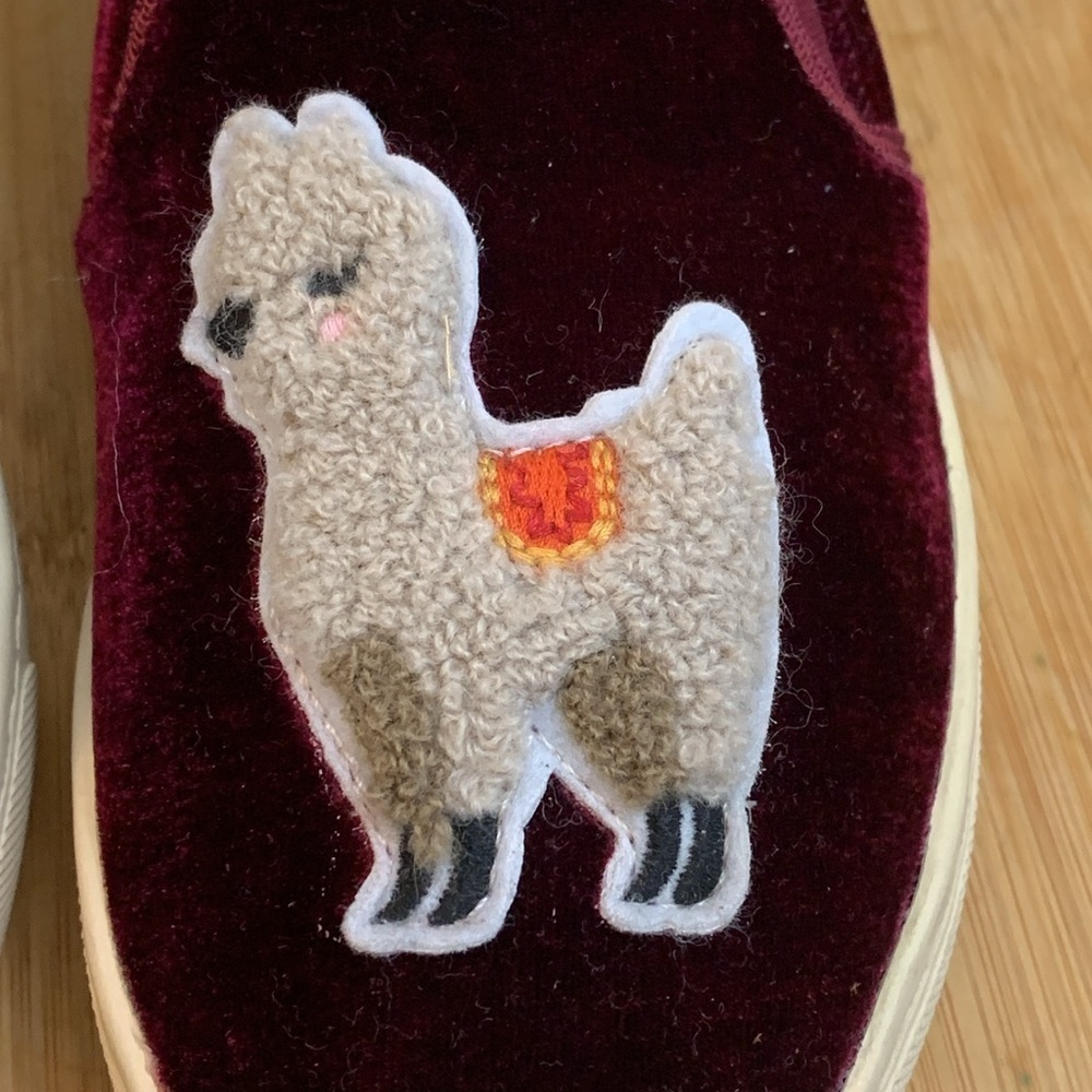 Soludos | Sangria 3D Llama Velvet Smoking Slip On Sneaker Slipper Shoes 6.5 - Picture 4 of 17